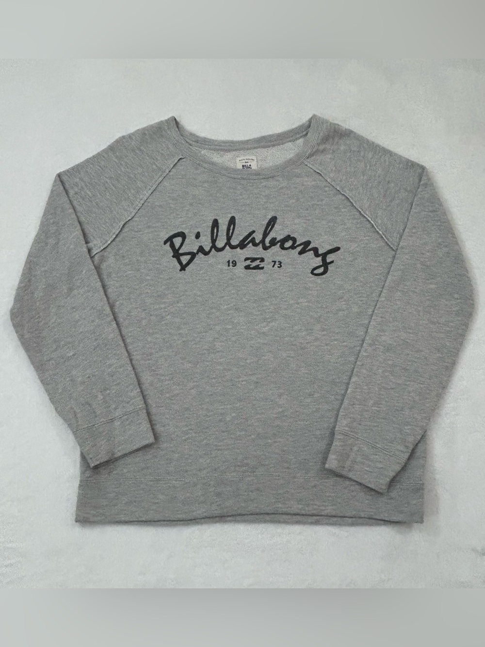 Billabong Surfer Skater Light Gray Round Neck Pullover Sweatshirt Women’s L